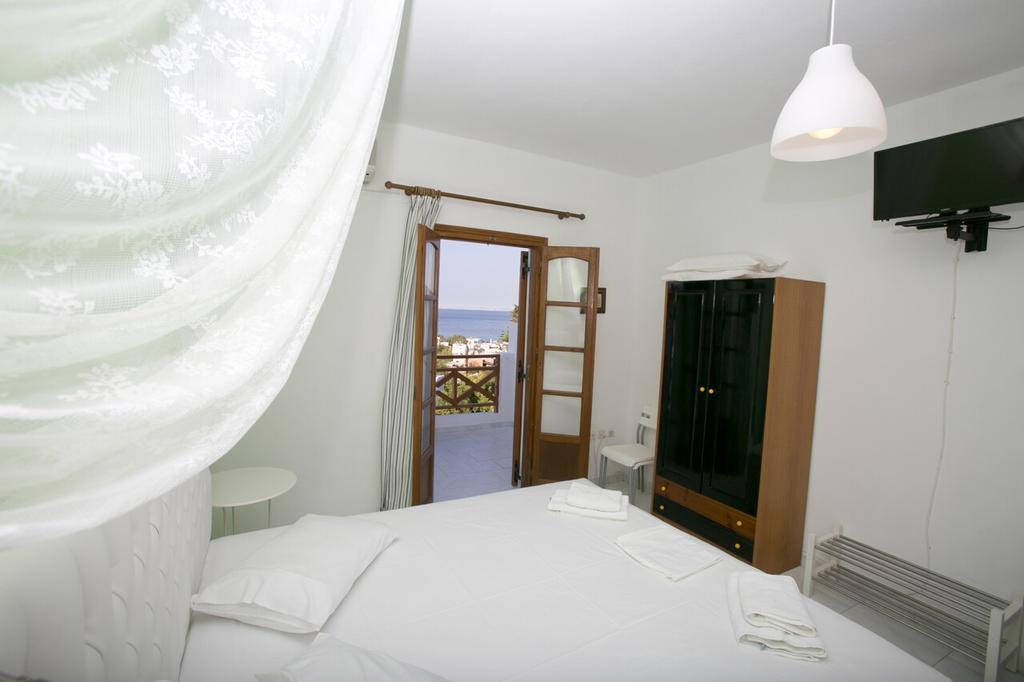 Azolimnos Bay Aparthotel Exterior photo